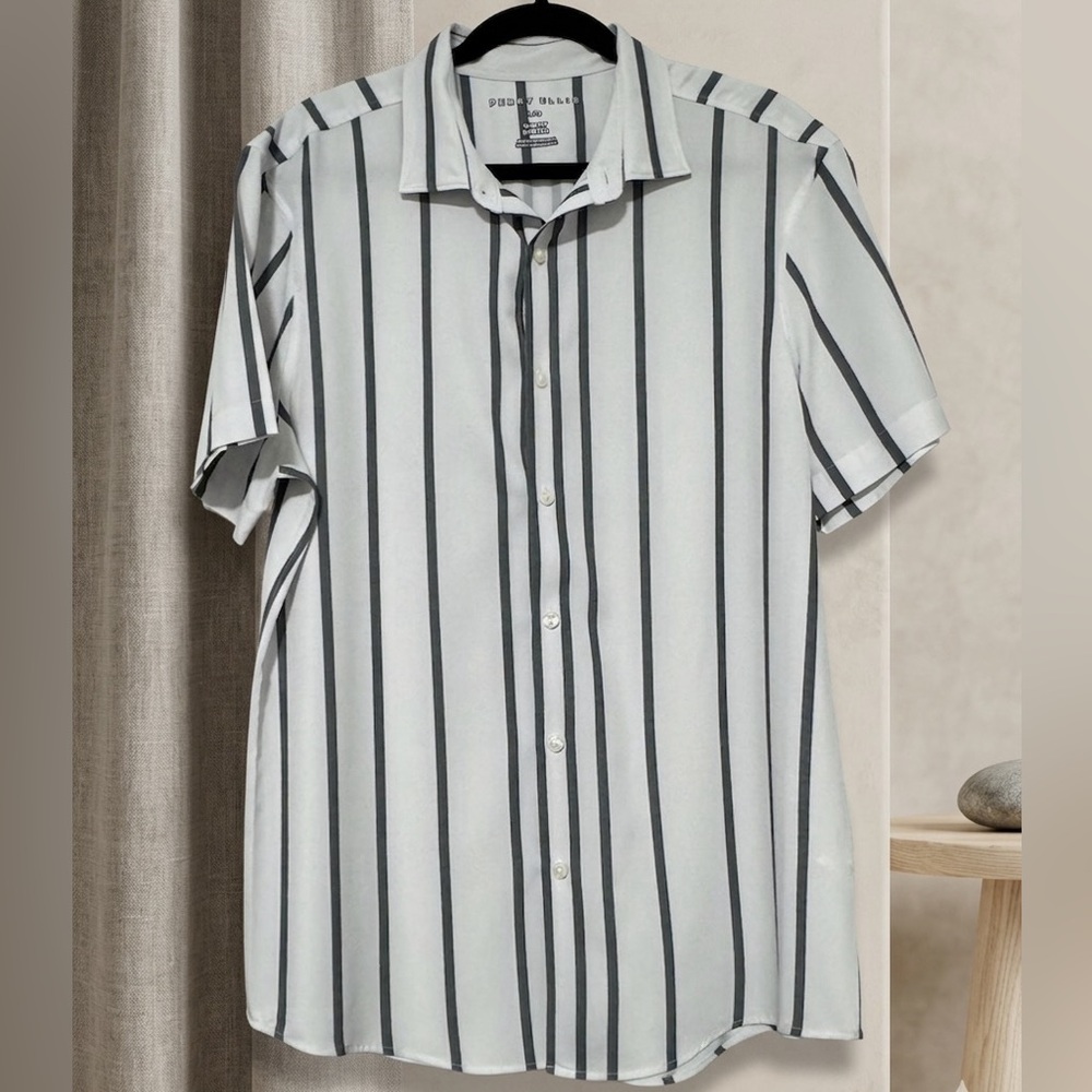 Perry Ellis Men's Large Short Sleeve Stripe Slim Fit Stretch Shirt - White/Gray